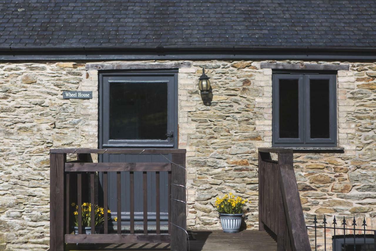 Goonwinnow Farm Cottages Newquay  Exterior photo